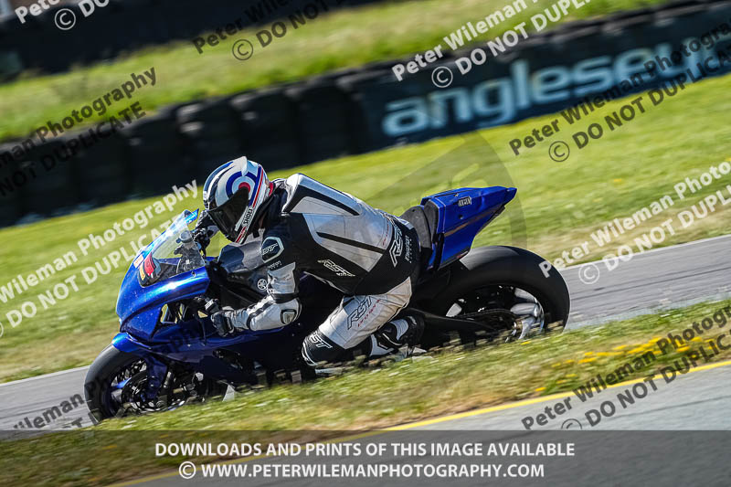 anglesey no limits trackday;anglesey photographs;anglesey trackday photographs;enduro digital images;event digital images;eventdigitalimages;no limits trackdays;peter wileman photography;racing digital images;trac mon;trackday digital images;trackday photos;ty croes